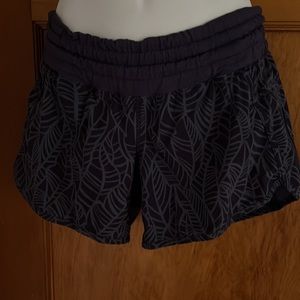 Lulu shorts